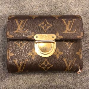 Louis Vuitton Monogram Trifold Wallet Women’s